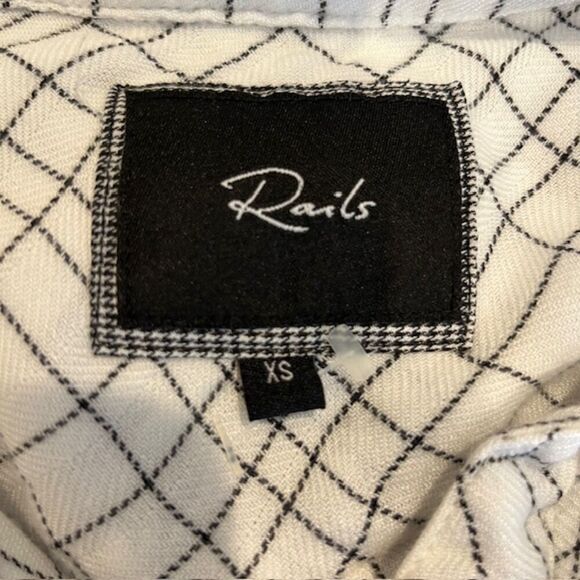 Rails Rayon Button Front Shirt White with Black Plaid Lightweight Size XS - Picture 4 of 11
